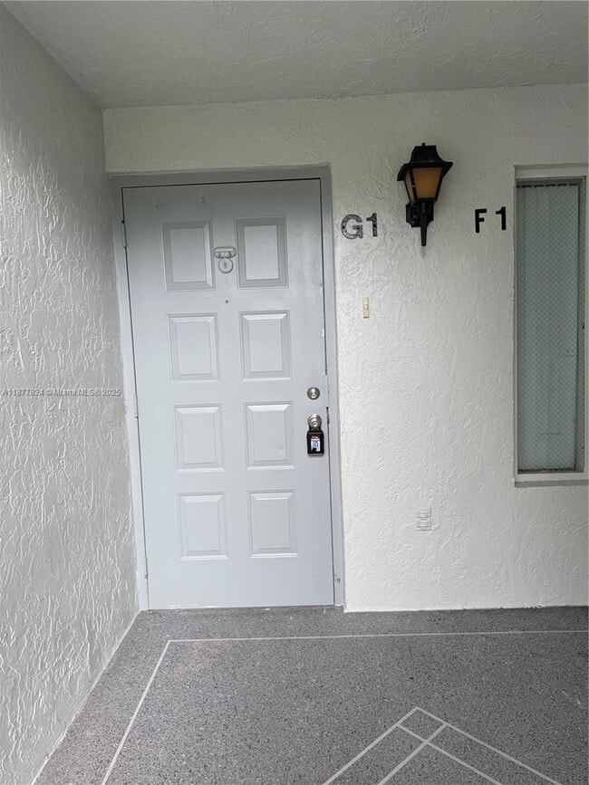Foto del edificio - 1013 Green Pine Blvd