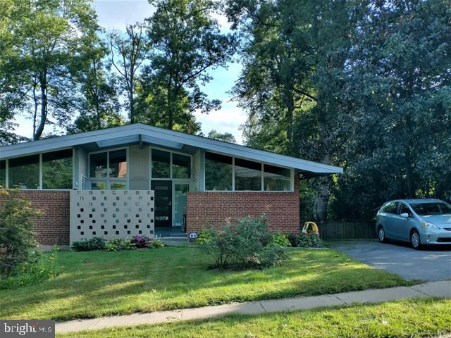Building Photo - 6008 Grosvenor Ln