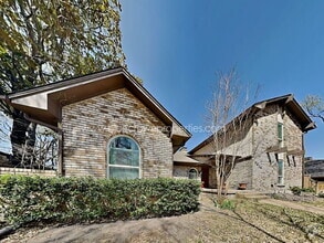 Building Photo - 9614 Millridge Cir