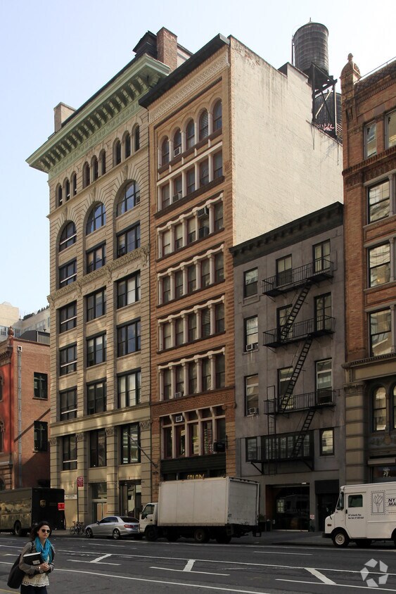 Foto principal - 417 Lafayette St