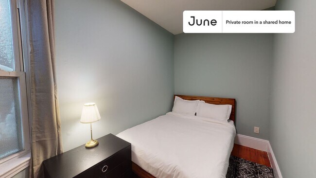 Foto del edificio - Room in Shared 4 bed/1.5 bath home