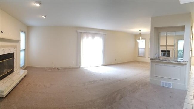 Building Photo - 4439 Wood Creek Dr