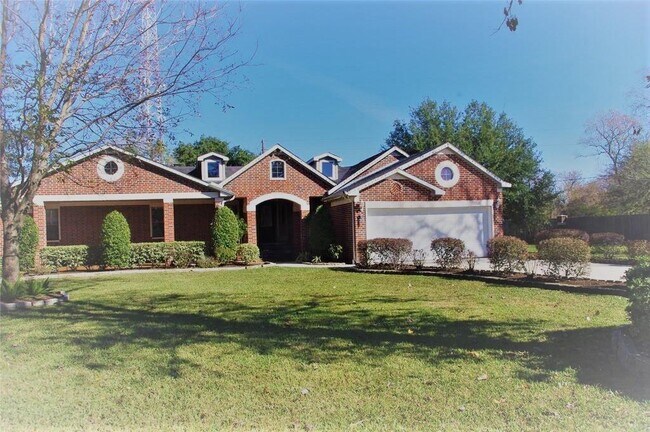 Building Photo - 12010 Box Elder St