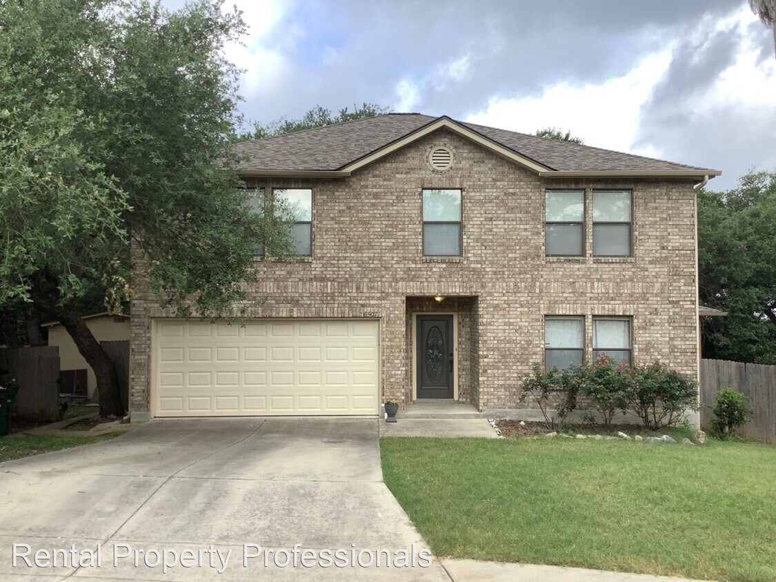 Primary Photo - 4 br, 2.5 bath House - 16507 Canyon Cross