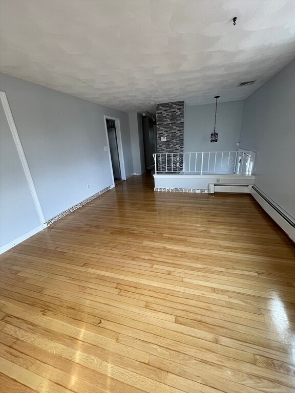 Foto del edificio - 2 Eagle Rock Rd