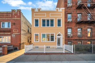 Building Photo - 41-06 25th Ave