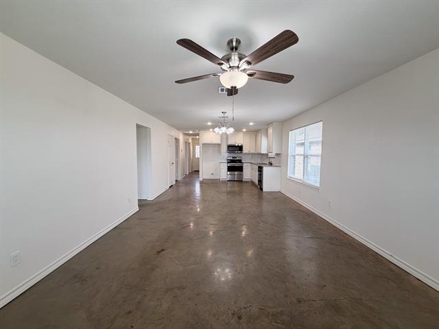 Foto del edificio - 1050 E Burnett St