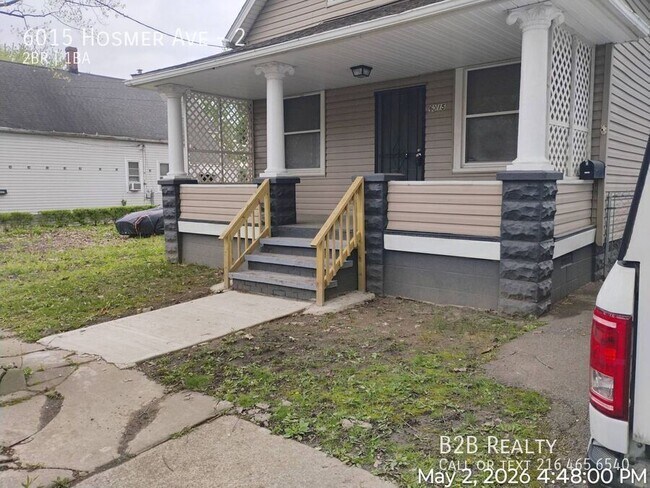 Foto del edificio - 6015 Hosmer Ave