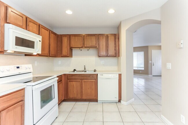 Building Photo - 6168 Whalton St