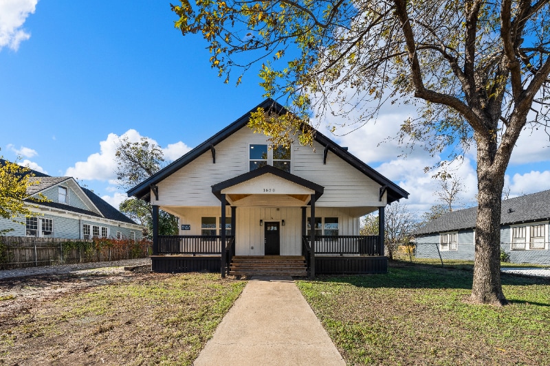 Primary Photo - 1620 N 15th St