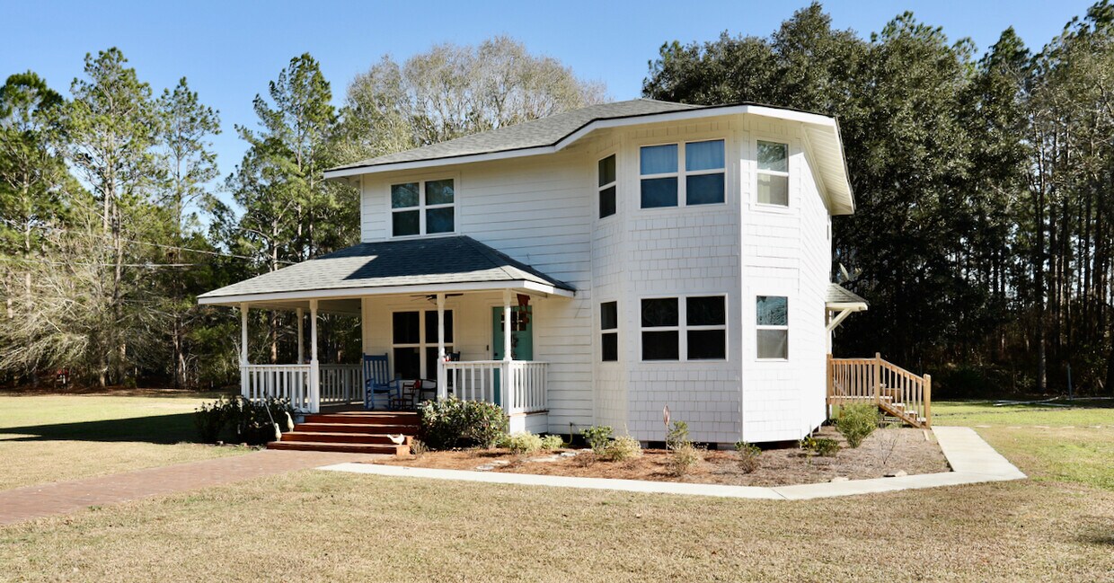 103 Gordon Bend NE, Ludowici, GA 31316 House Rental in Ludowici, GA