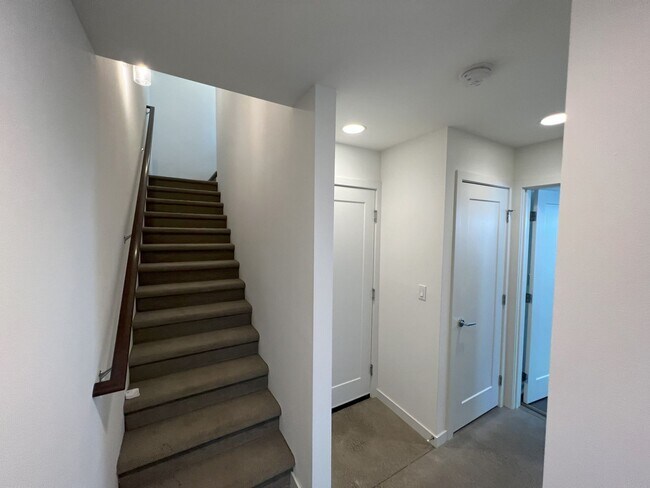 Building Photo - City Row House in Beacon Hill!!!!!