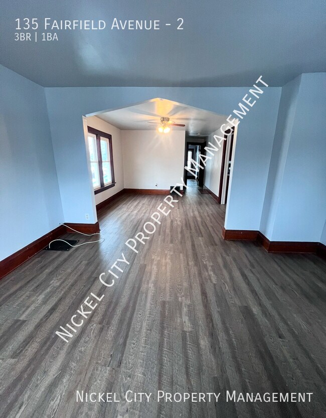 Foto del edificio - 135 Fairfield Ave
