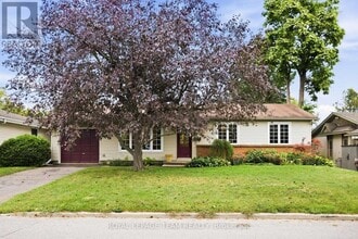 Building Photo - 1377 Fontenay Crescent