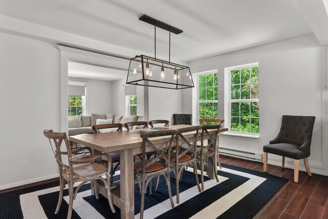 Foto del edificio - 1104 Crowe Rd