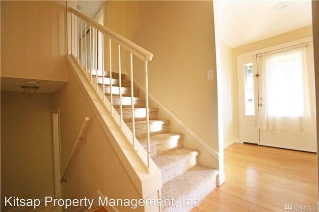 Building Photo - 4 br, 2.5 bath House - 2613 Fircrest Pl. SE