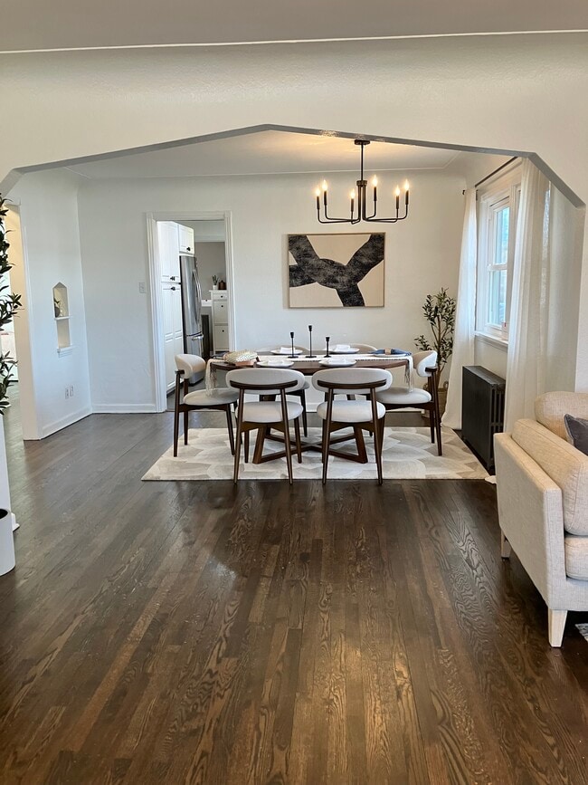 Great Room (staged) - 9100 Grandview Ave