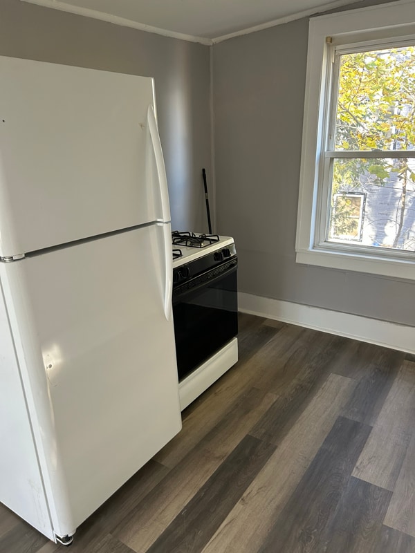 Building Photo - 90 Central Ave