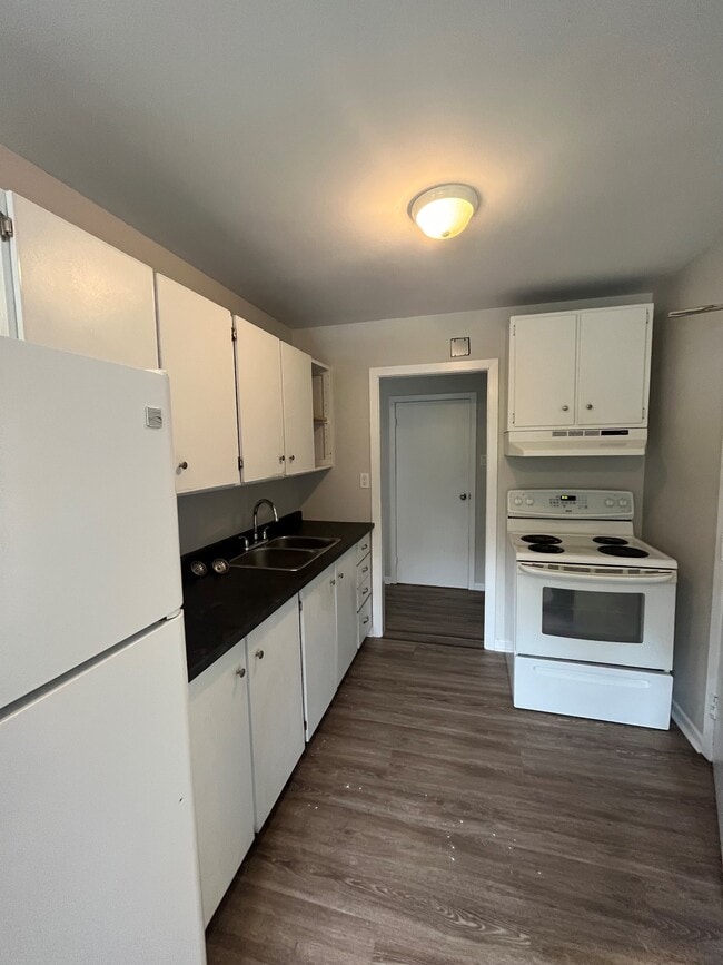 Building Photo - 22 High St