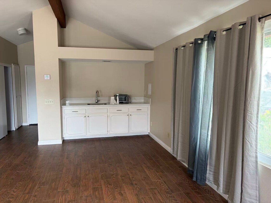 Foto del edificio - 1234 Ventana Dr