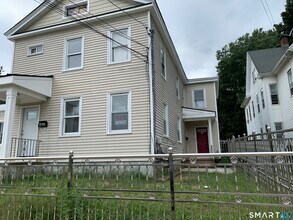 Building Photo - 424 Dixwell Ave