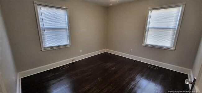 Foto del edificio - 208 W 21st St