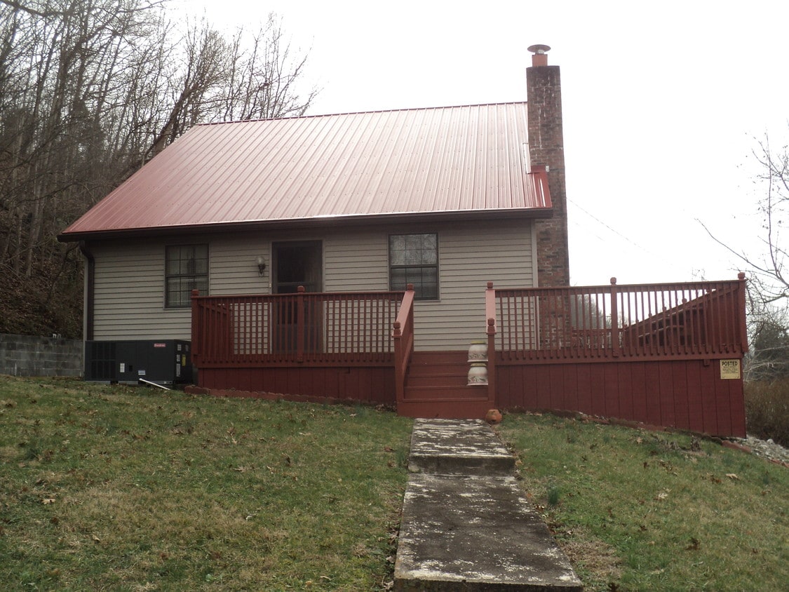 7157 Ohio River Rd, Lesage, WV 25537 House Rental in Lesage, WV