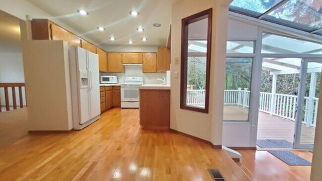 Foto del edificio - Cedar Mill Hidden Gem!!