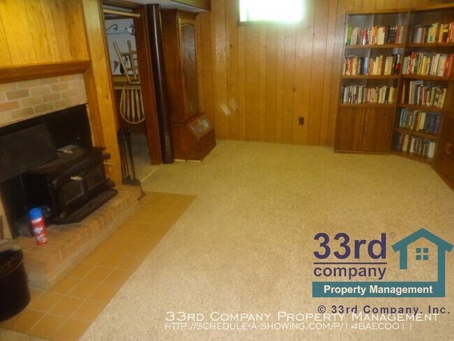 Foto del edificio - Northeast Minneapolis 3 Bedroom Home