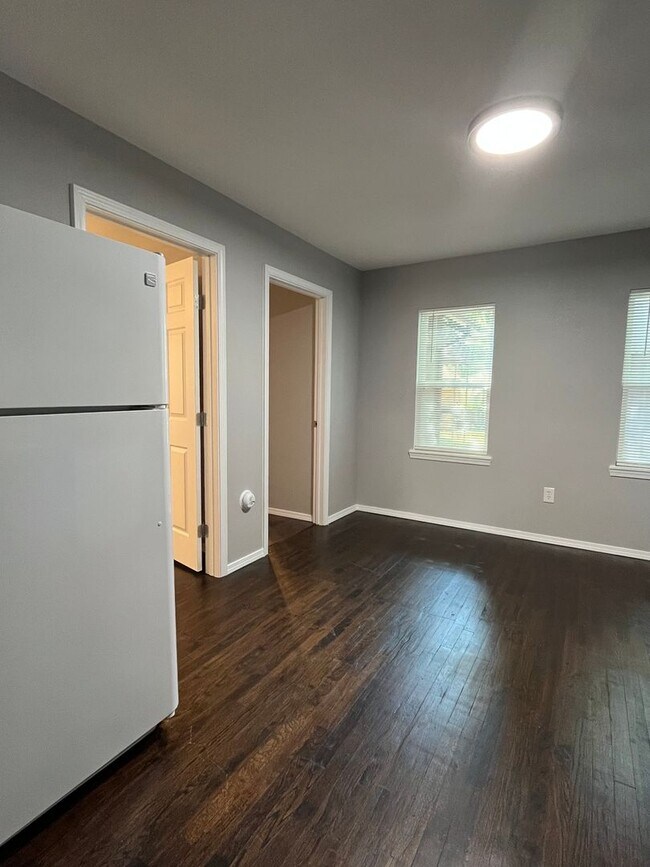 Foto del edificio - Tulsa: 3 bedroom house On A Private Road