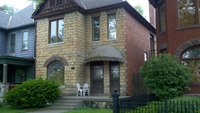 Classic Victorian home - 758 Neil Ave