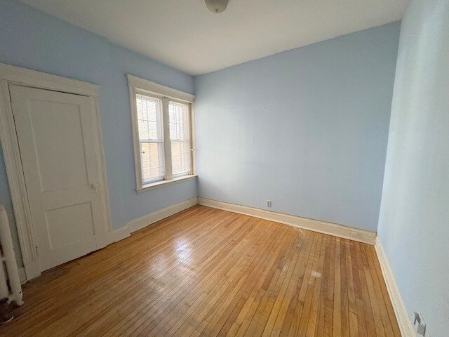 Foto del edificio - 324 Chestnut Hill Ave