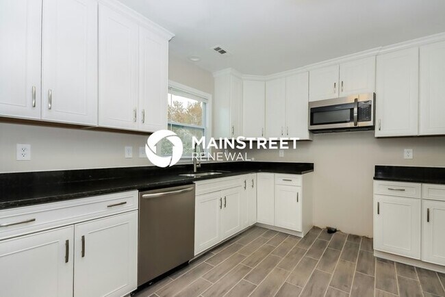 Foto del edificio - 3 Bedroom Pet-Friendly Home in Mooresville...