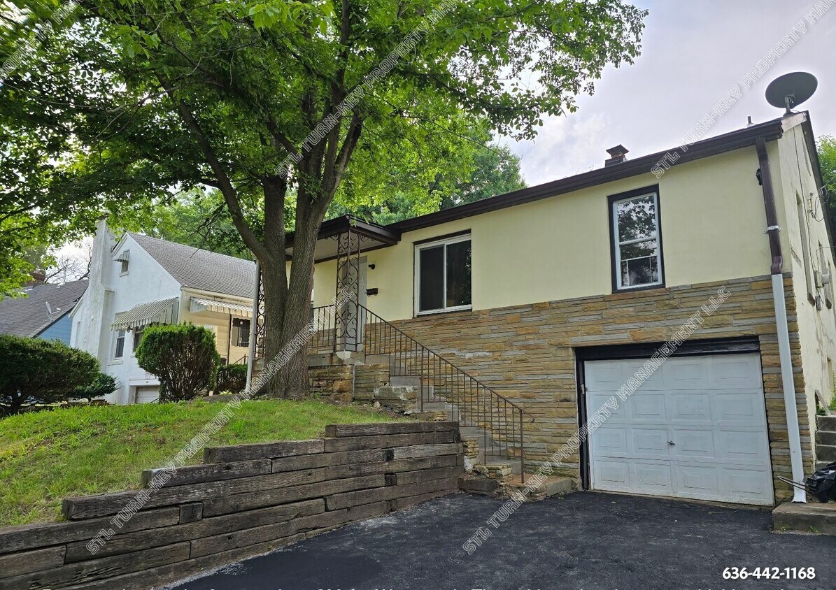 Primary Photo - 3340 Werder Dr
