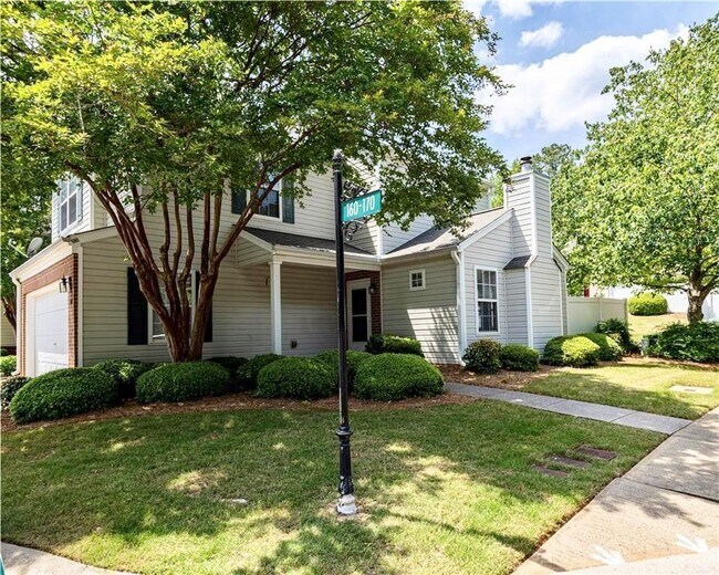 Foto del edificio - 170 Windcroft Ct NW