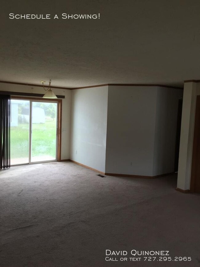 Building Photo - 74 Chelsey Ln