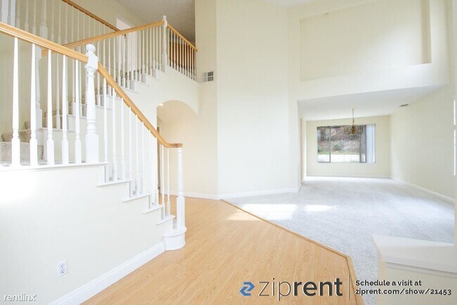 Building Photo - 4 br, 3 bath House - 28216 Tierra Vista Ro...