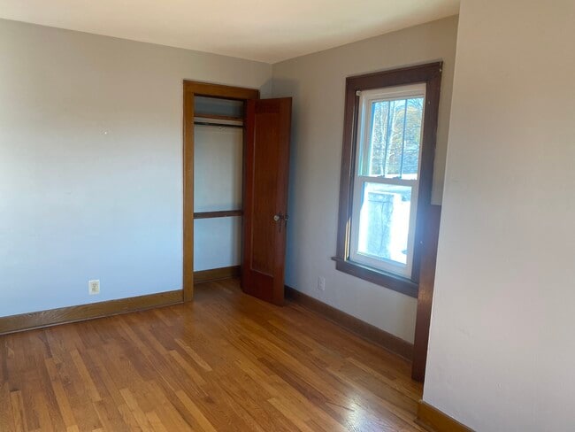 Building Photo - 2406 Watson Blvd