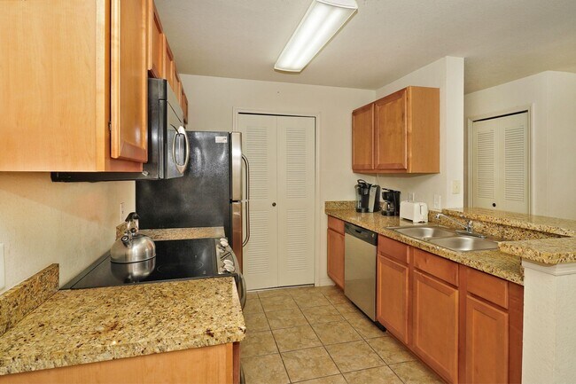 Building Photo - 3562 D'Avinci Way