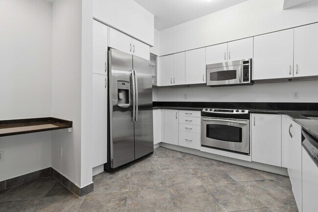 Foto del edificio - 233 S Federal Hwy