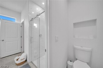 Building Photo - 6210 Forest Ct