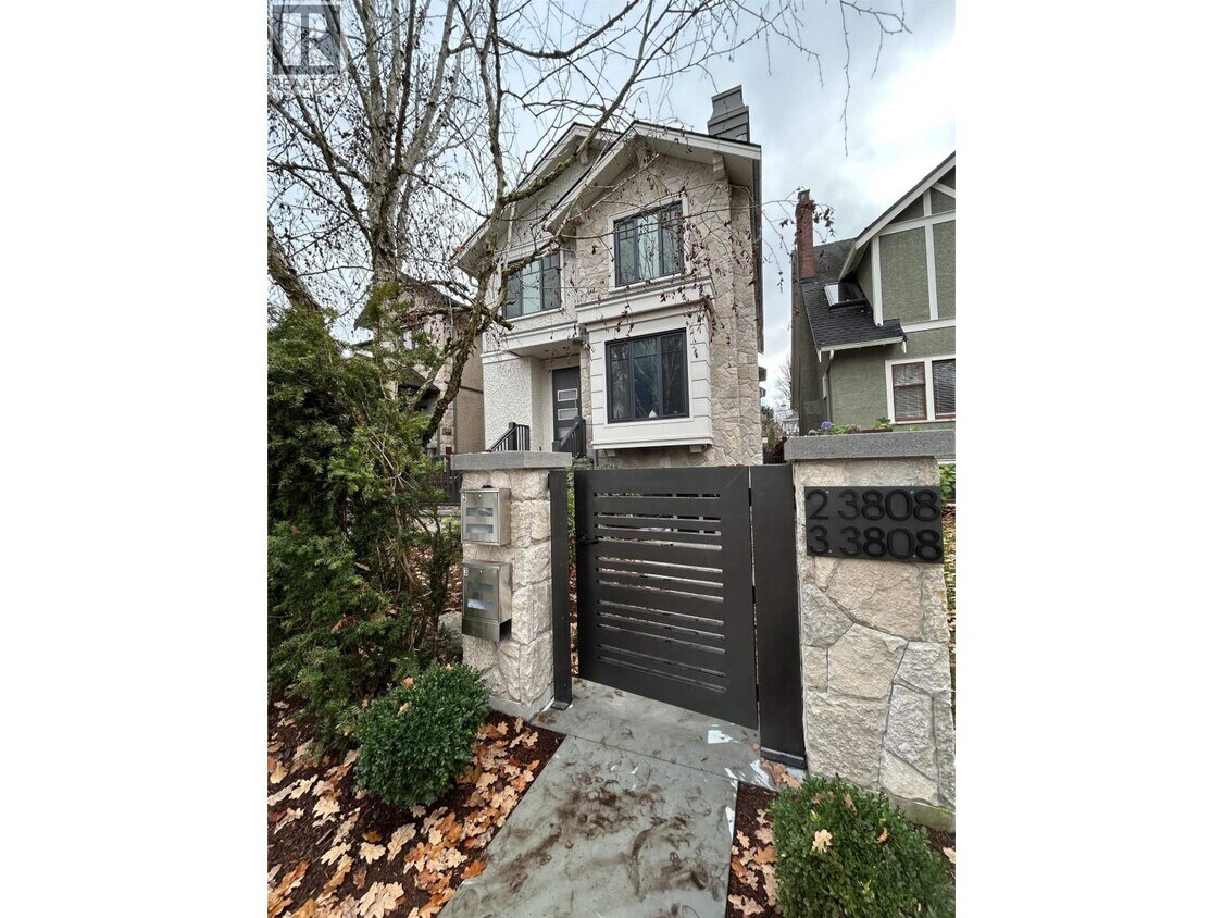 Primary Photo - 3808 W 19th Ave