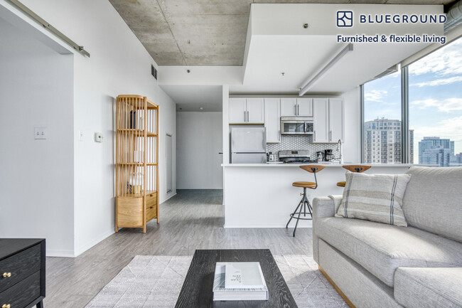 Foto del edificio - 1401 S State St