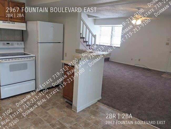 Photo - 2967 E Fountain Blvd House