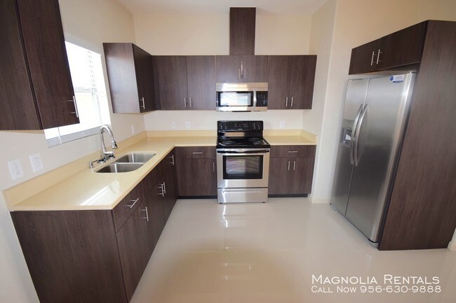 Foto del edificio - Reserve at Canton Apartments