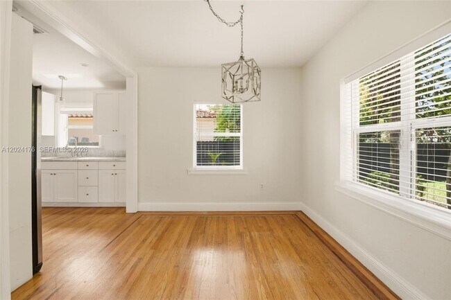 Building Photo - 131 NE 97th St