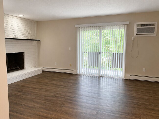 Foto del edificio - 2065 Sutton Ave