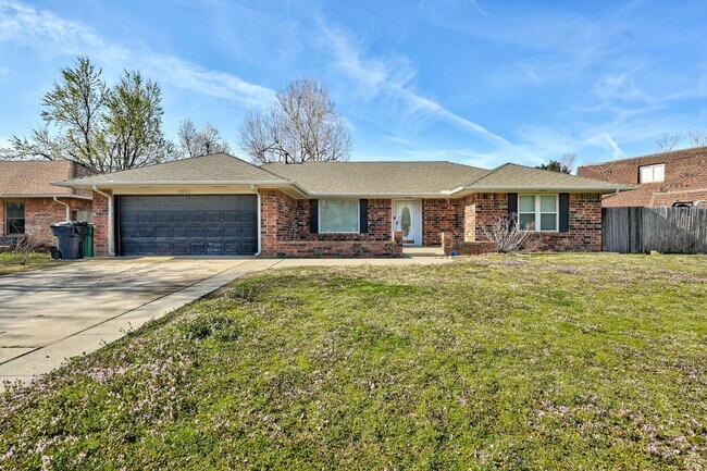 Foto del edificio - Beautiful 3 Bed 2 Bath home in the heart o...