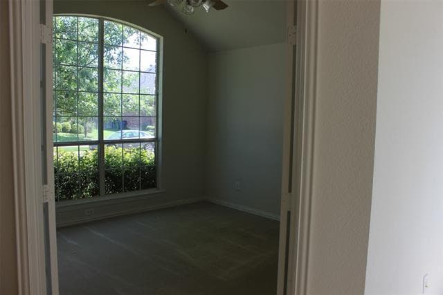 Building Photo - 6202 Crestmere Ln