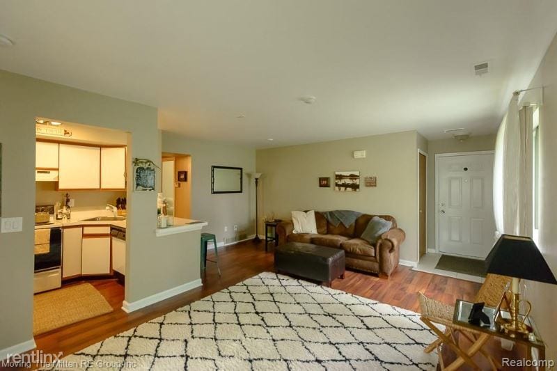 Primary Photo - 2 br, 2 bath Condo - 42551 Lilley Pointe Dr